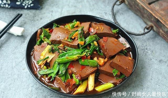 这道菜|最伤害肝的,不是喝酒,这事看起来不起眼,但很多人每天都做