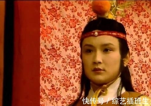 贾母#《红楼梦》中那个误入富贵场的少年,在迷失了自我之后,走向毁灭