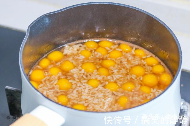 祖辈们传下来的好东西，滋补还养颜，女人每天喝一碗，好处多多