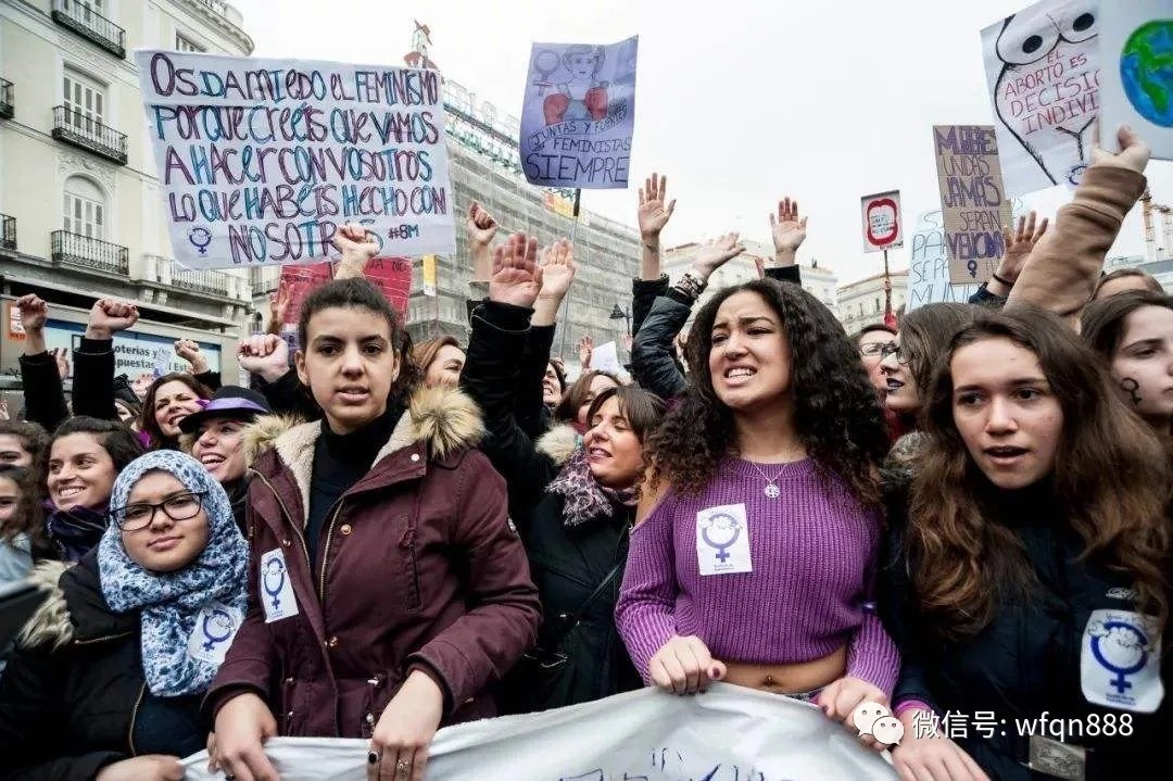 三体@《三体》英文版发布时,被女权主义者维权,刘慈欣被迫改动1000多处