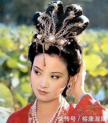 甄宝玉&红楼梦里的惊天之秘,王熙凤和宝玉沦落为患难夫妻