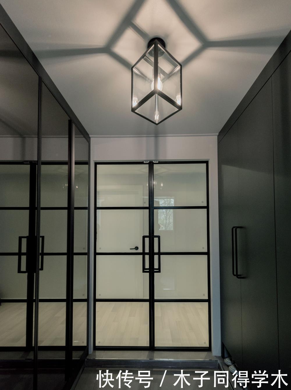 爸妈|装修跟爸妈反着来，他坚持全屋黑白配，90㎡完工后效果出乎意料