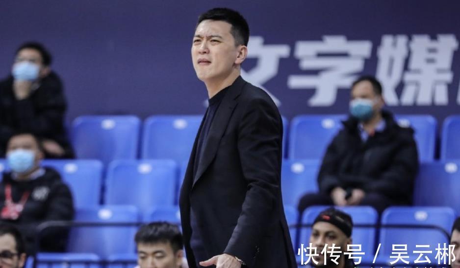 莫兰德|辽篮22分惨败暴露两大隐患!双外援难堪重任,杨鸣过度依赖郭艾伦