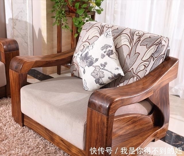 舒适|传统的沙发已经淘汰,当下流行实木中式沙发,环保又舒适