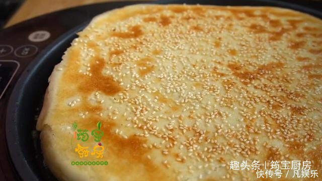 油酥|千层饼要出新做法，表皮酥香，层层香软，简单一做，超级好吃