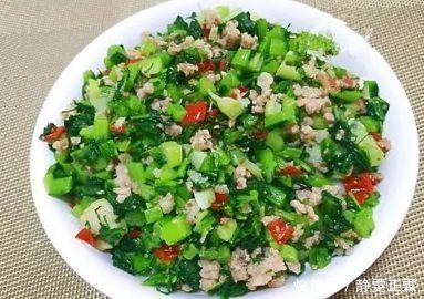 萝卜白菜统统靠边站,此食材对咳嗽痰多便秘特别好,1块多1斤