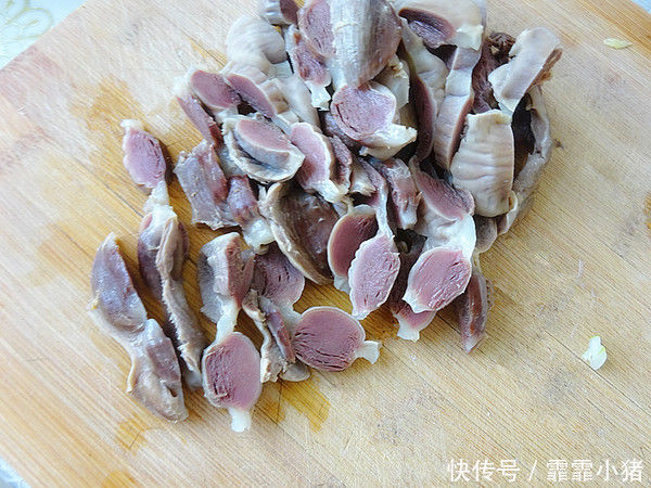 鸡身上“最值钱”的部位,卖鸡的都留着自己吃,识货的都抢着买