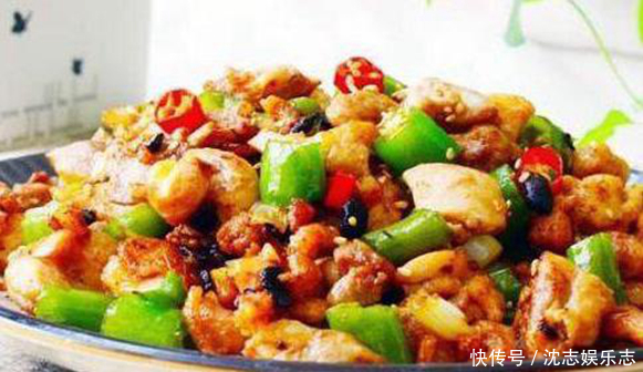 锅中|晚餐为家人准备几道菜,家人吃后都说太美味,好有成就感