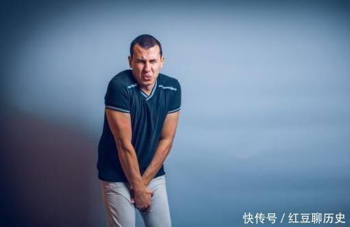 眼袋|男人衰老时，会出现4个异常，若一个没有，你会比同龄人更显年轻