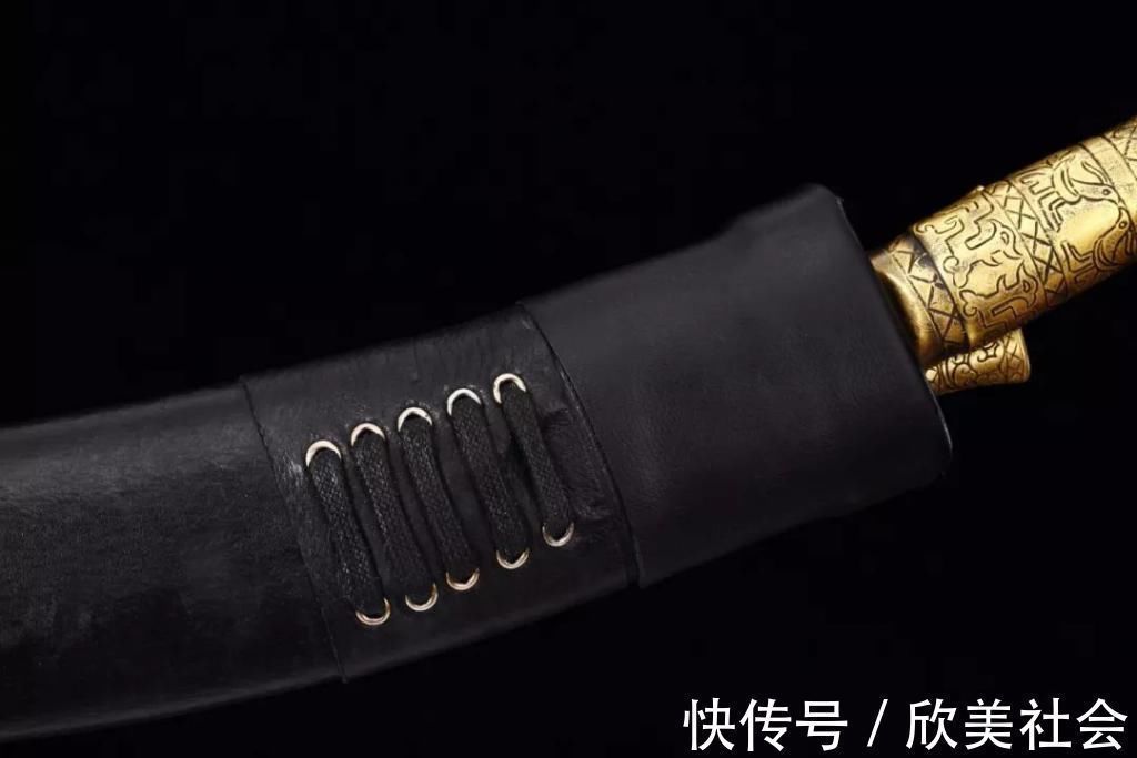 此情景&它是军刀中嗜血的代表,为何举世闻名一人用它单挑40人获全胜