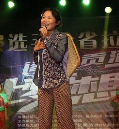 天差地别的王小丫和草帽姐一个低调无冕之王，一个浮夸遭人唾弃