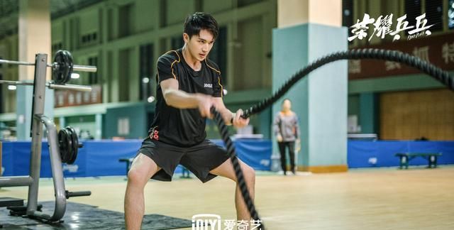 《荣耀乒乓》，没有荣耀，更没有乒乓？