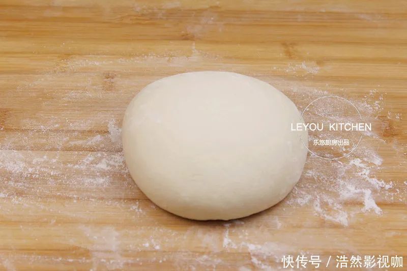 比肉|纯素馅大包子,鲜嫩多汁,比肉的还香,一次多蒸点,早餐也有了