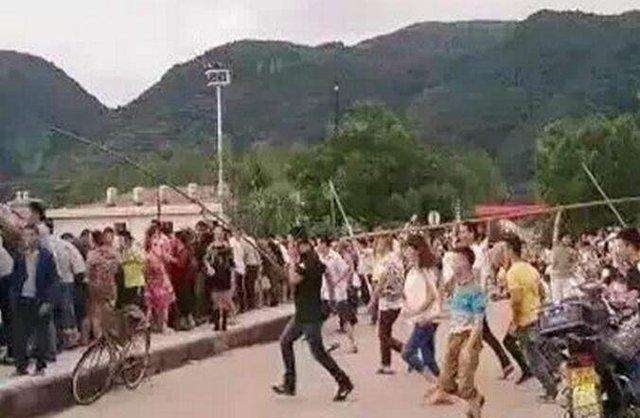 百年鱼精被捕杀后,神秘一幕出现了