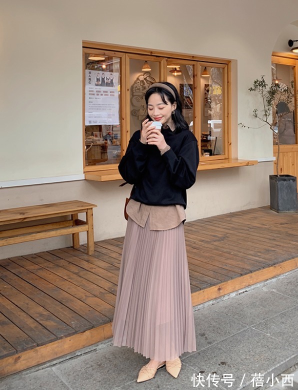 秋天|西装穿腻了?不如试试这件卫衣,时髦又高级,玩转整个秋天的穿搭