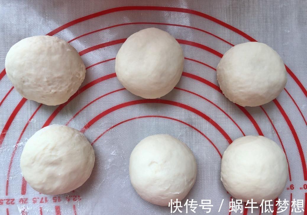 自制|自制美味酸奶蜜豆小面包,不用烤箱,一个平底锅就能搞定
