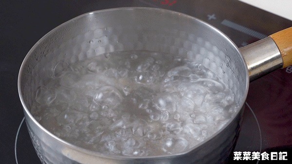 10分钟搞定！这面随手一炒太绝了，香到邻居来敲门