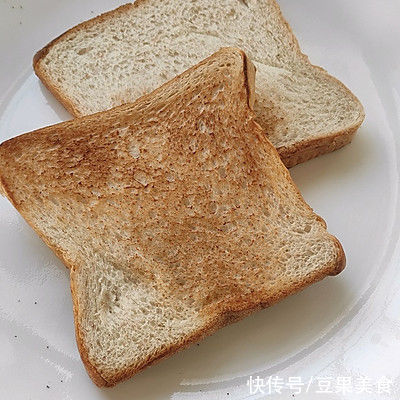 这样做圣诞树面包片，隔壁小孩都馋哭了