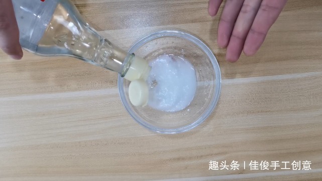 床垫难以清理有螨虫细菌教你一招轻松消除细菌螨虫，进来学学！