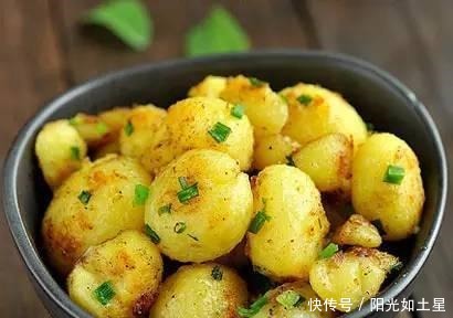 万能的土豆啊,百吃不厌,做法多样,菜中必备