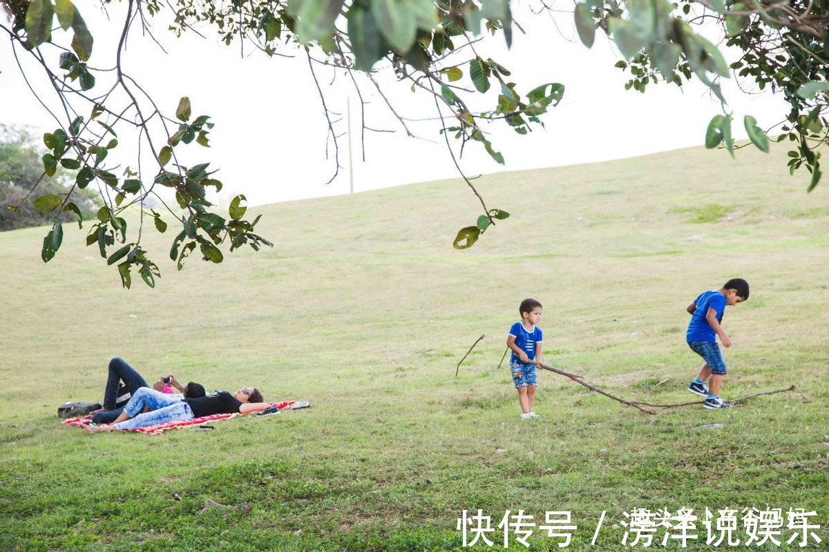 儿科|女孩身高啥时候“定型”儿科专家到一岁数没达155,就注定矮