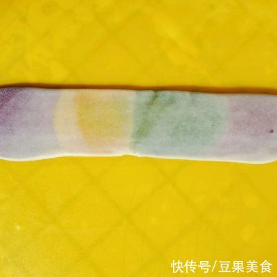 彩虹螺旋酥,层层起酥,吃一口唇齿留香