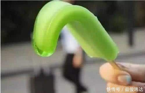 当你渴到嗓子冒烟的时候,以下5根冰棒任你选,只有傻子才会选4