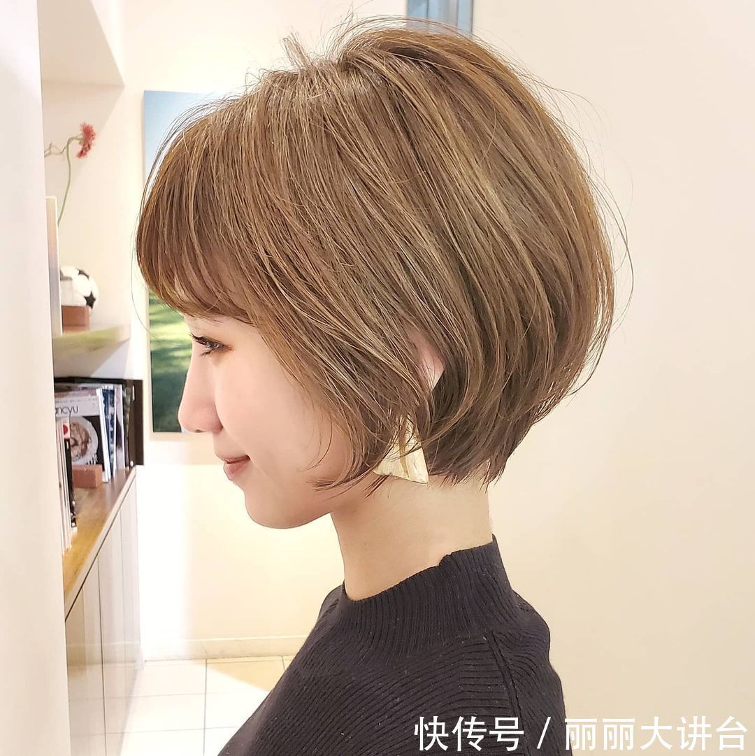 烫发|秋冬发型别乱剪,新时尚发型19款送给大家,洋气时尚好打理