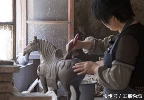 如今|因警察经常找上门,他把技术教给全村人,如今成为青铜器第一村