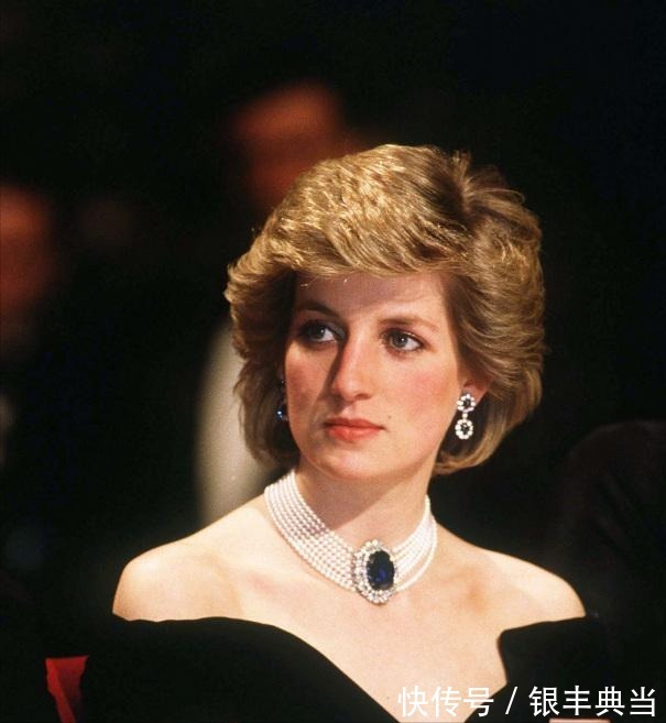 玛丽王后!红颜薄命!全球最会戴珠宝的女人,她戴过的首饰成为传奇