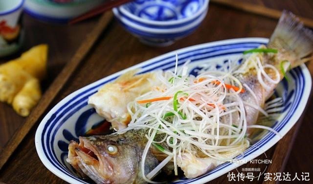 清蒸鱼,鲜嫩好吃不长肉,花几分钟学会,以后就是自己的拿手好菜!