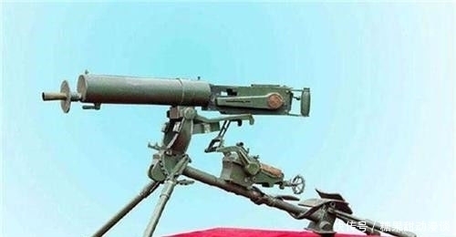 马克沁|李鸿章第一次见到马克沁机枪,没谈价而是问了个问题,实在让人心酸