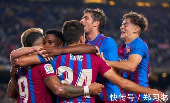 本泽马|足坛疯狂一夜：4场冷门+2场绝杀，鱼腩淘汰英超队，巴萨惨遭绝平