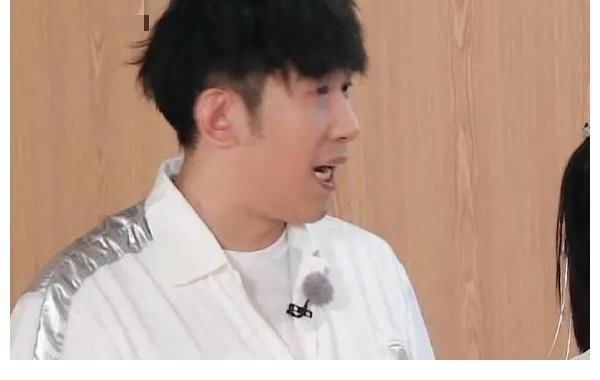 邓超|《跑男》找到陈赫接班人，全程为节目贡献笑点，网友喊话导演签他