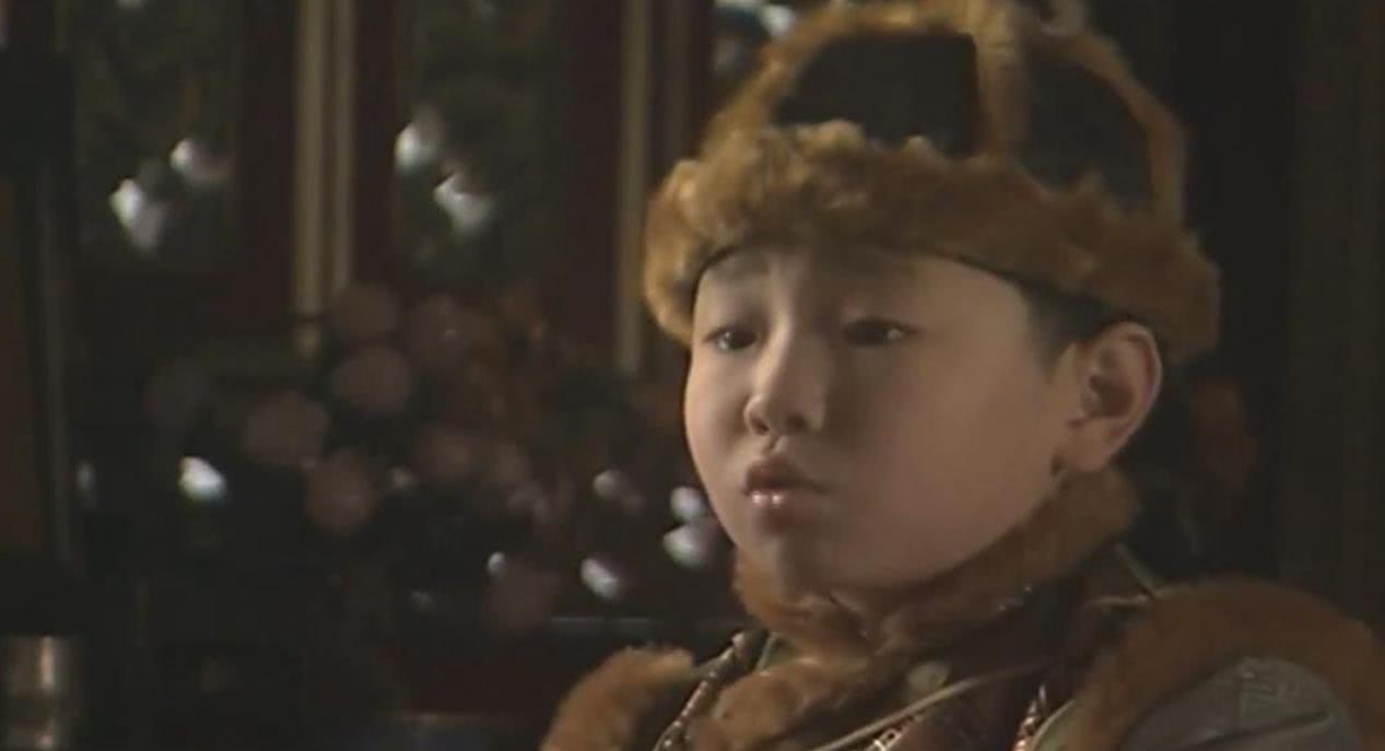 防备|多尔衮辅佐顺治但不取而代之的原因？他在害怕什么？在防备谁？