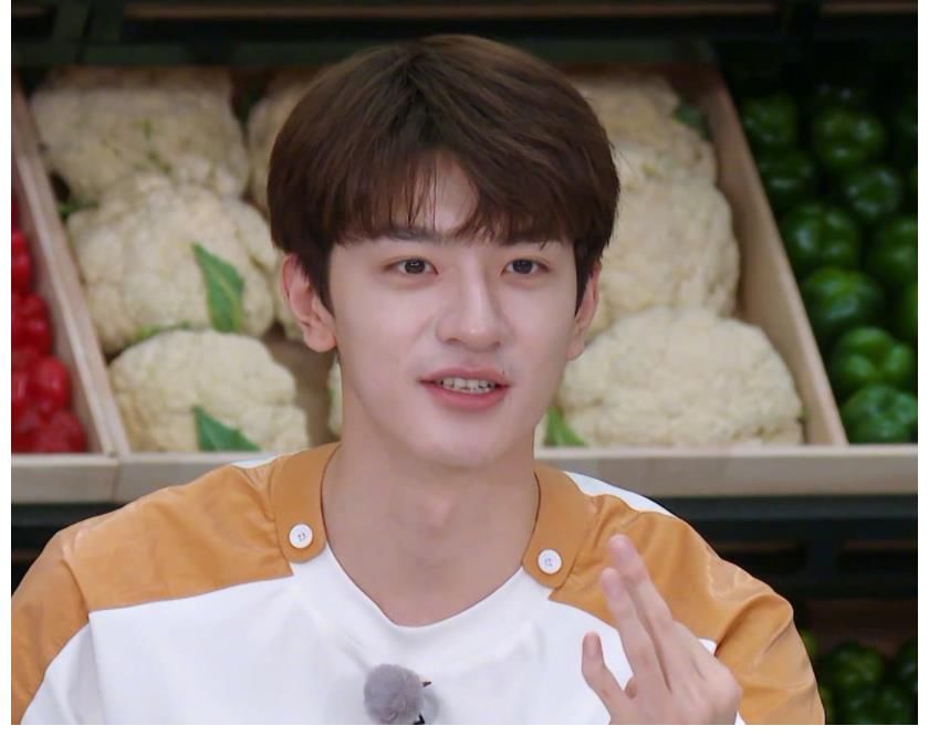 奔跑吧：白鹿学方言惟妙惟肖，郑恺肺活量好强，林一成为最靓的仔