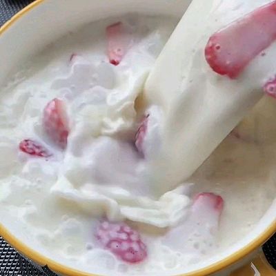草莓|草莓牛奶布丁