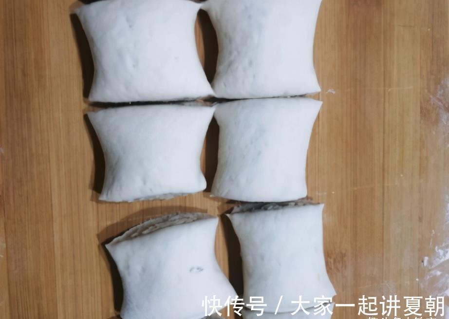 玉米油|盐酥烧饼这做法,皮酥里软吃着香,不醒面照样层层酥脆,省时间