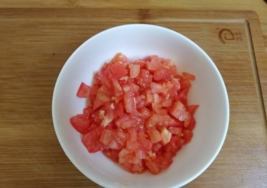 西葫芦不要炒着吃了,教你新做法,鲜嫩爽滑,一口一个太香了