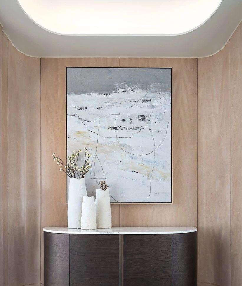 休闲|253平大平层,光装修就花了124w,一进门就被迷住了,客厅更大气