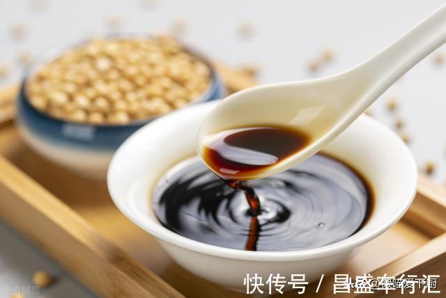 味极鲜|同样是酱油，选“味极鲜”还是“生抽”？它俩有啥区别？涨知识了