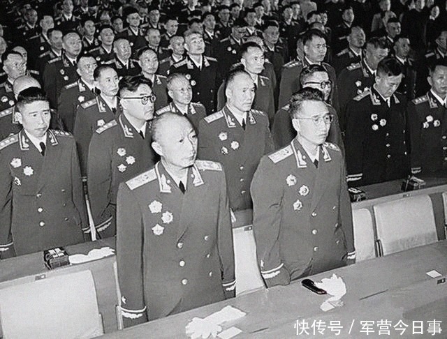 军衔|1955年授衔，最不满意的三位将军，最后分别获得了什么军衔？