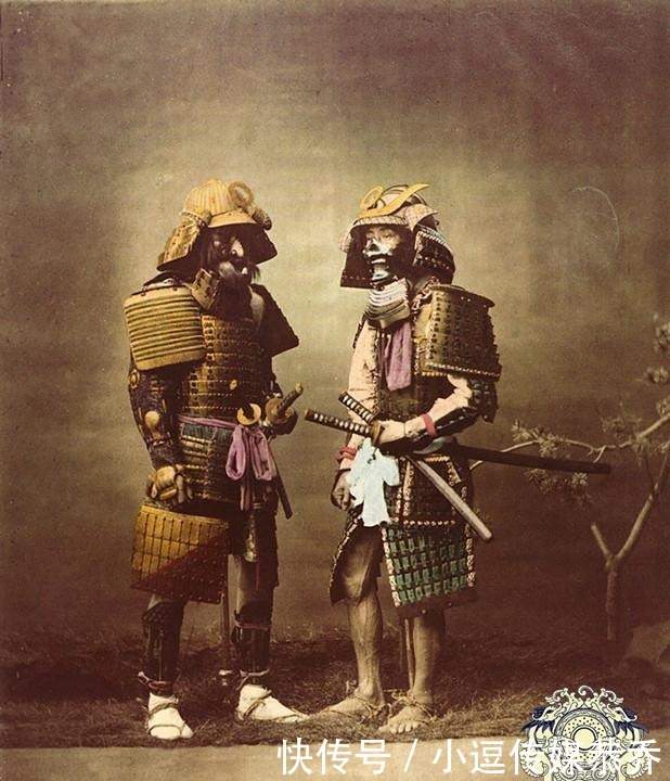 日本|日本武士老照片：手拿倭刀，身材矮小却长相凶悍，看起来野心勃勃