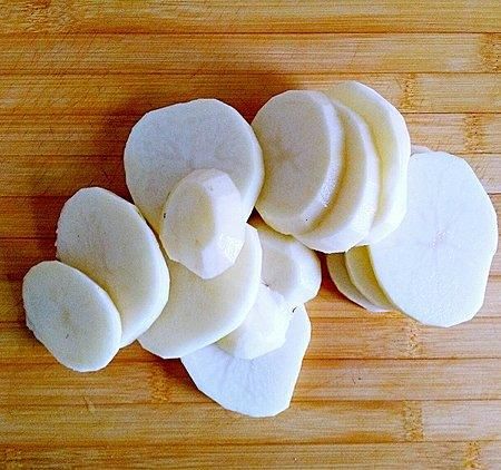 土豆别再炒菜了，教你一个新吃法，这样做，比棒棒鸡还好吃！