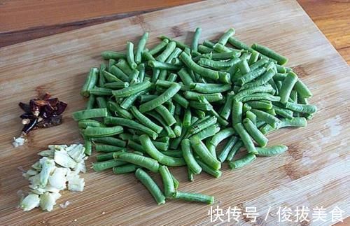 天然“胰岛素”被发现,每天炒一盘,通便助消化降糖,冬天多吃