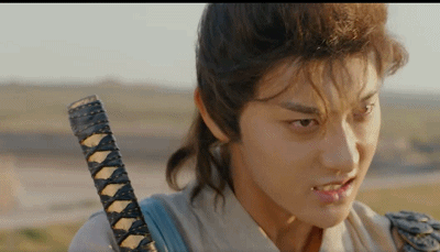 孙悟空|杨紫发文致敬,62岁六小龄童“贴满猴毛”,又见35年前的“猴哥”