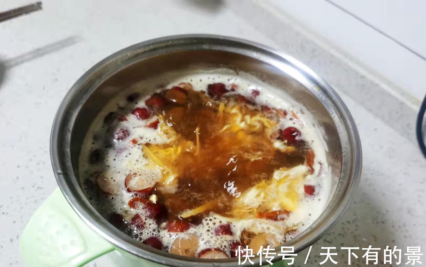 气血|天冷了,这汤要常喝,酸酸甜甜,美容养颜还补气血,尤其对女人好