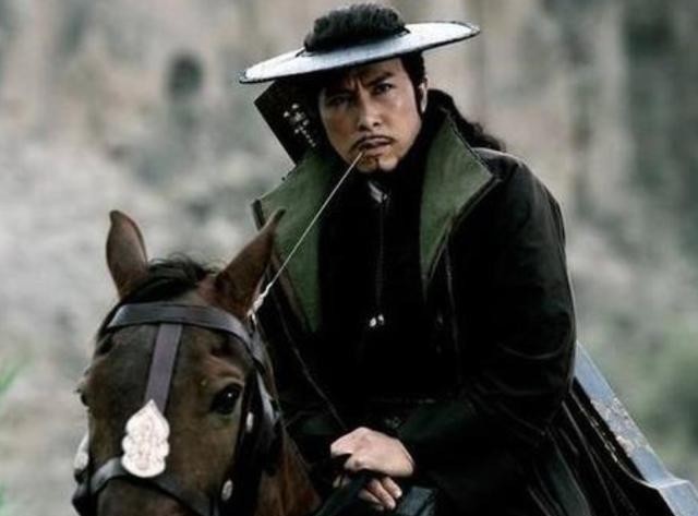 古人讲“英雄脚臭、好汉屁多”,此话怎讲?古人想告诉我们什么?