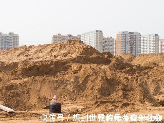 混凝土|全球建筑用沙子，供应紧张那为什么不用海沙或沙漠中的沙子呢