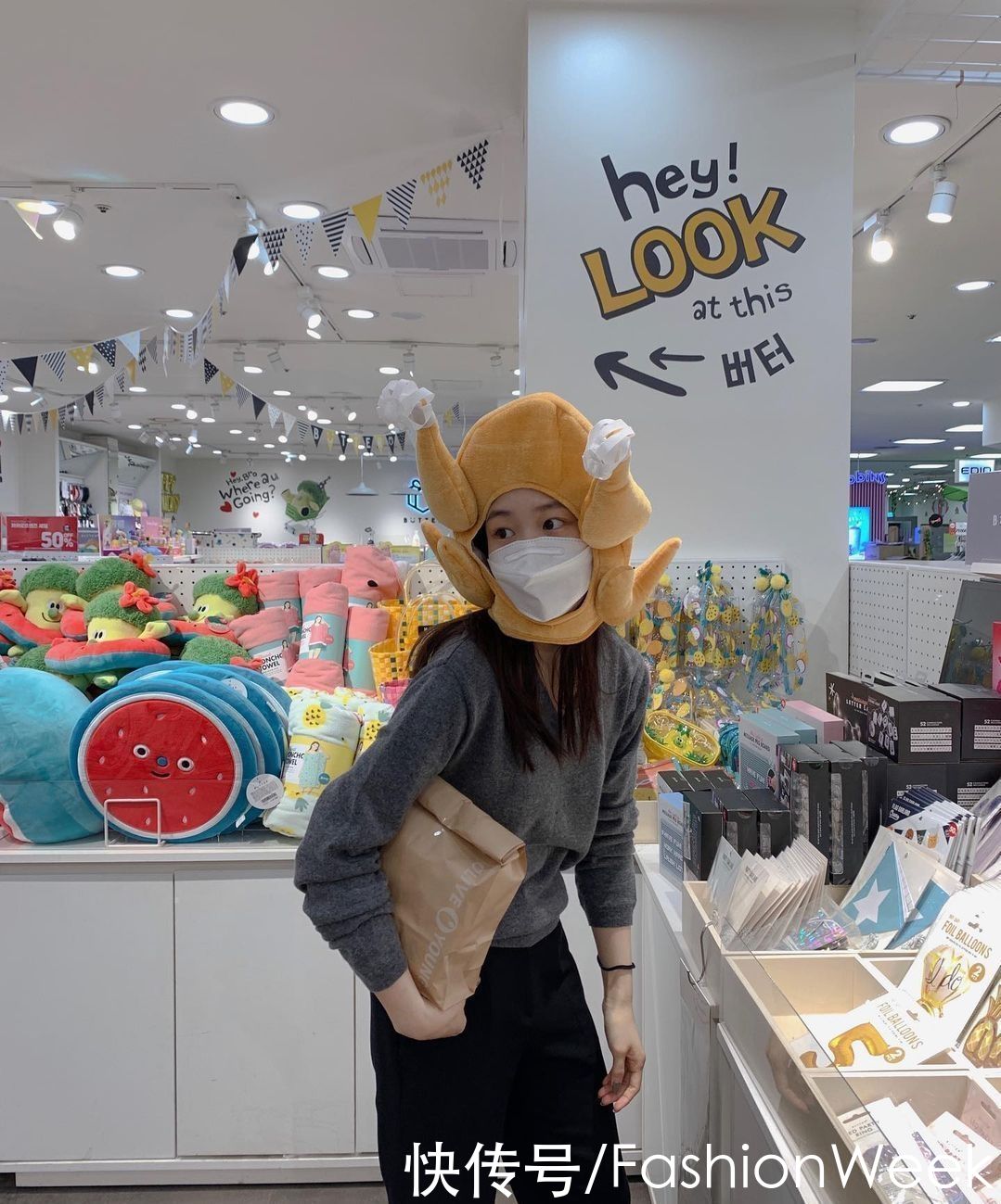 也可以|韩国时装周造型来袭，大方复古，整体风格超赞